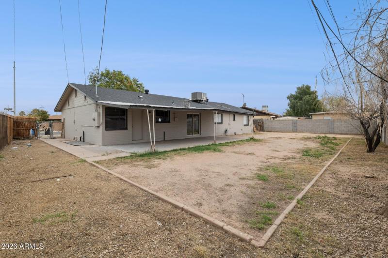 32-web-or-mls-4943-w-flower-st