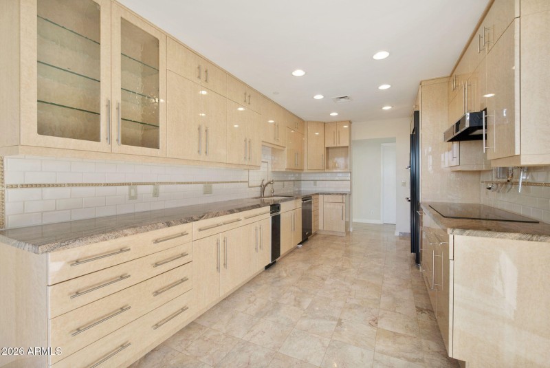 16-web-or-mls-_DSC9972