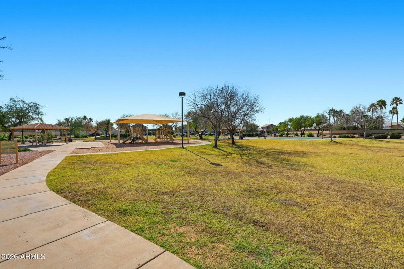 7533 E Navarro Avenue