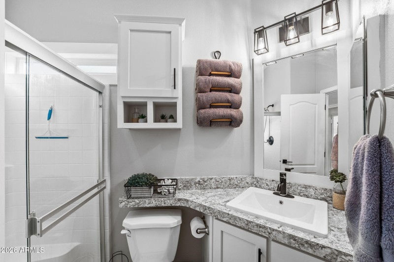 014__111 S Greenfield Rd unit 527