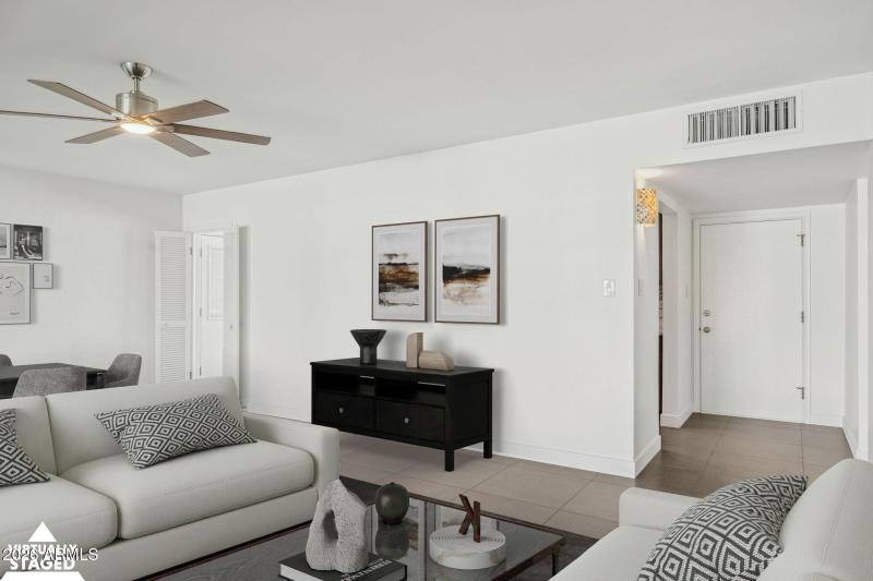 9-web-or-mls-5438-e-pinchot-ave