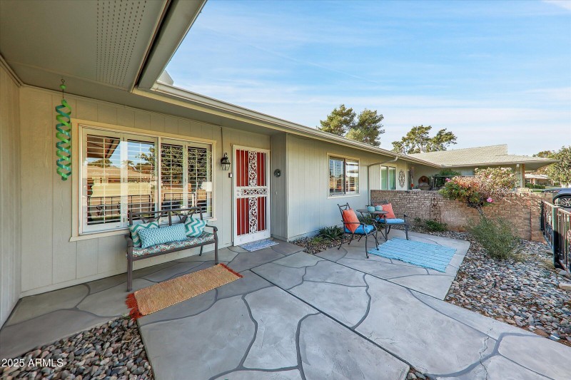 05-10825 W Caron Drive-5