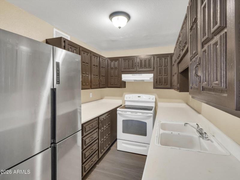 11-3645 N 69th Avenue Unit 30-11