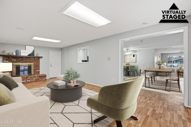 033(Family room)_ListerPros_VS 1