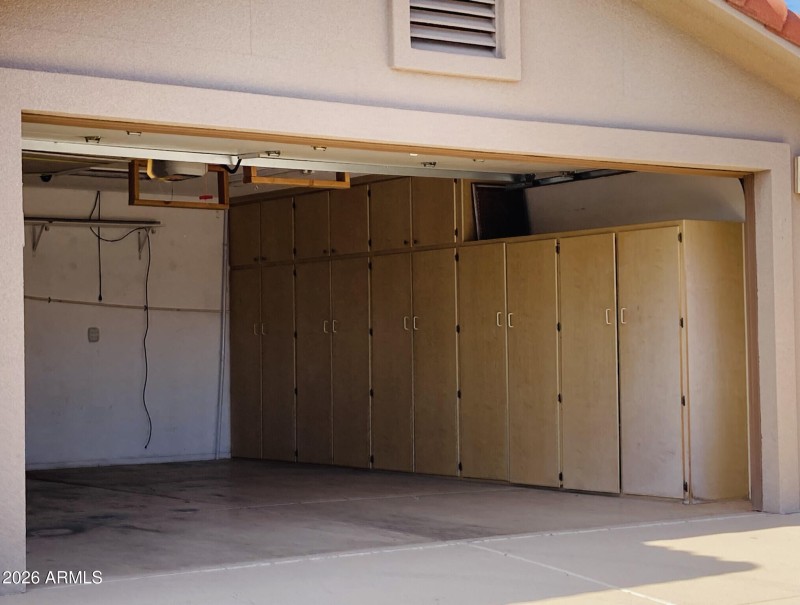 10) 52311-677cb19f4e7a5