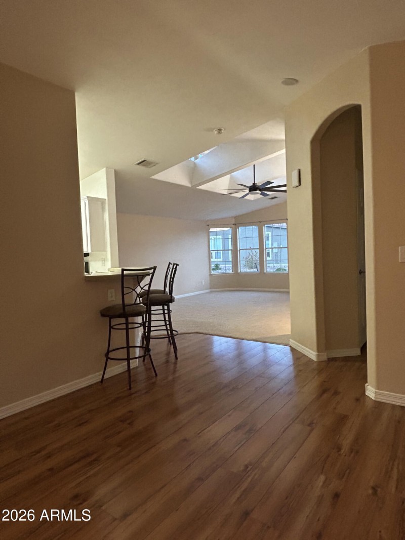 24) 66337-6976f2f4e8787