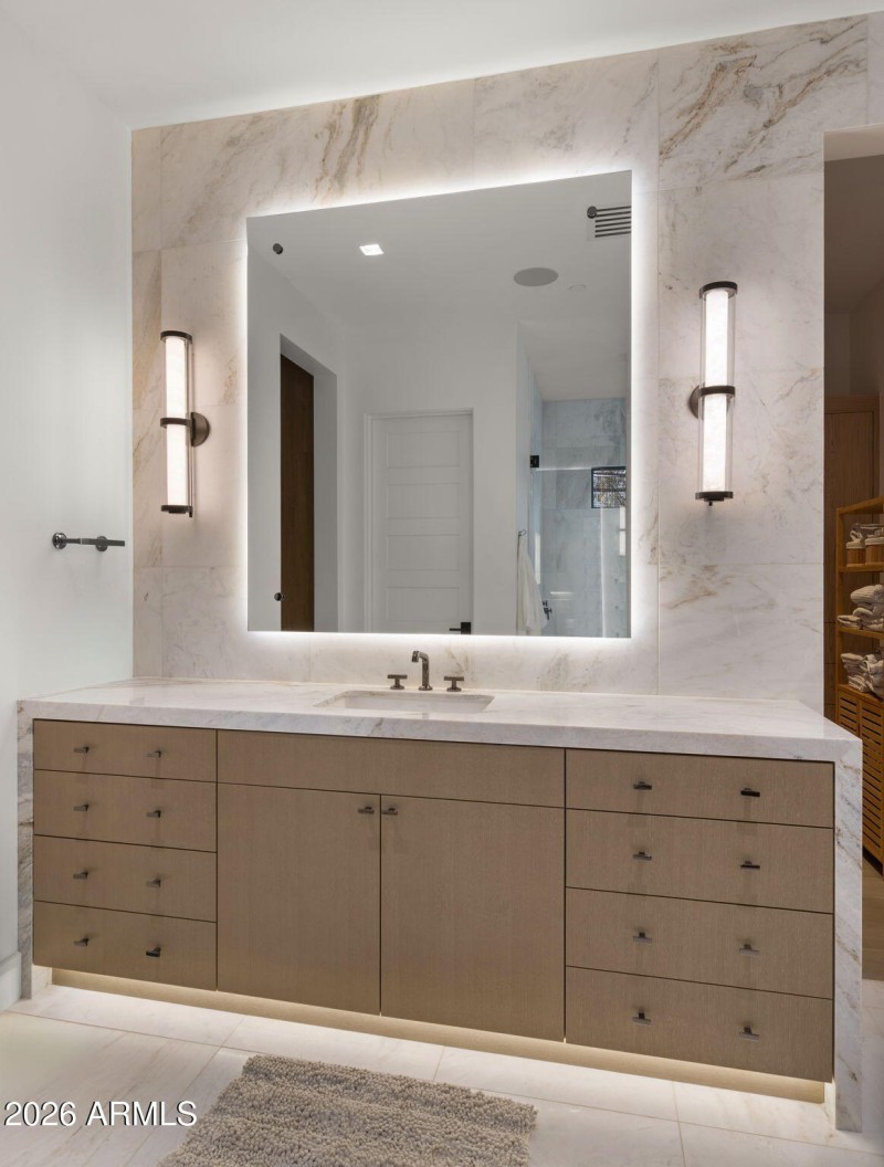 53-web-or-mls-Primary Bedroom8