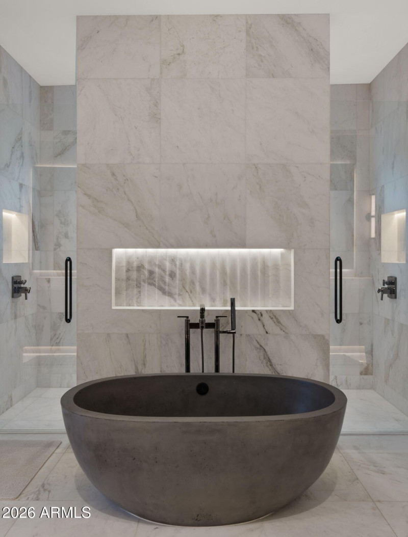 56-web-or-mls-Primary Bedroom11