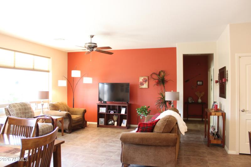 6855C40D-DC7F-4211-82D7-30A5C1E69DA2