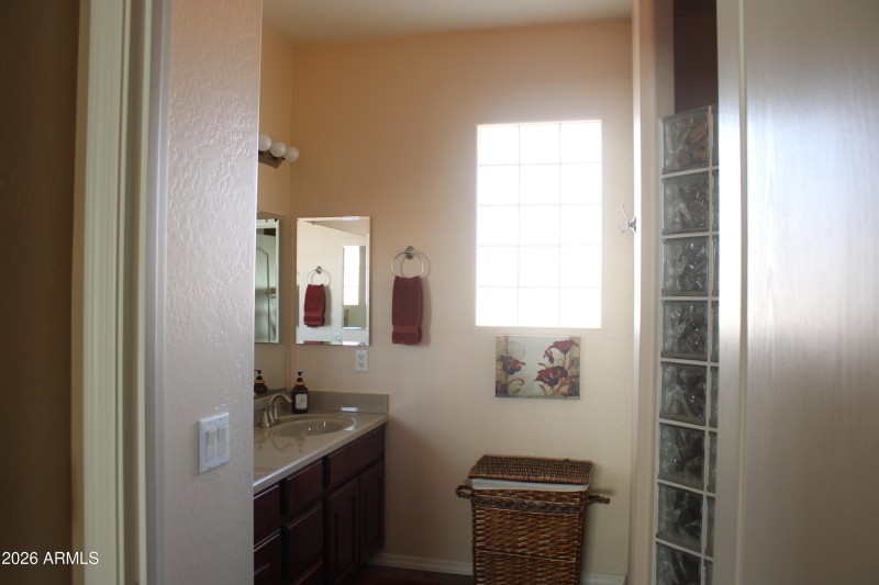 E9A8FB33-2AD6-47CD-91C8-D991BB6F916A