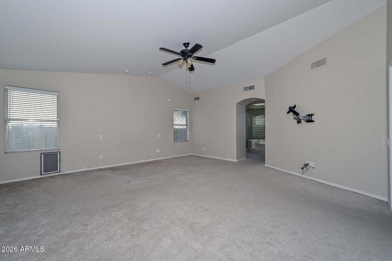 Primary Bedroom2