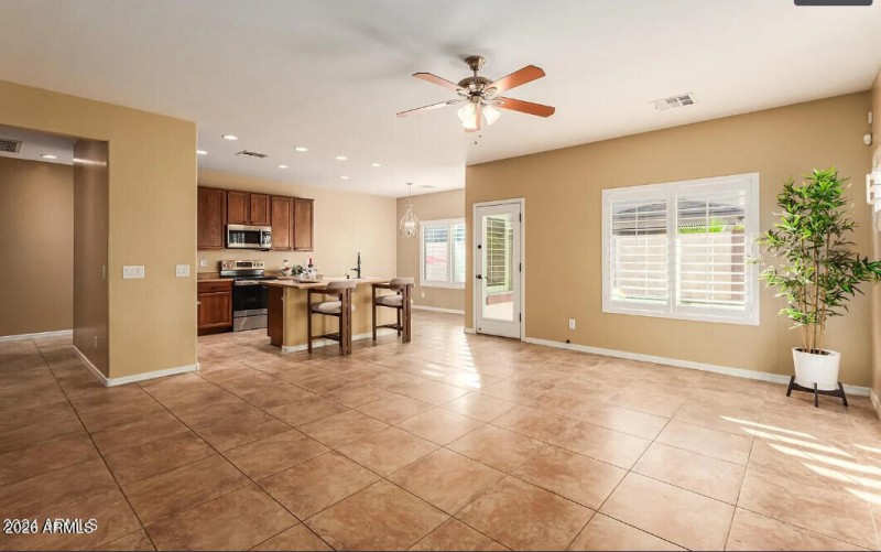 15612N174thAve_64911_3