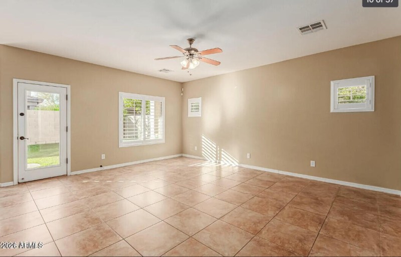 15612N174thAve_64911_8