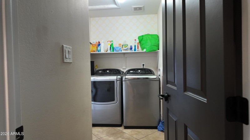 DJI_20251122140020_0867_D