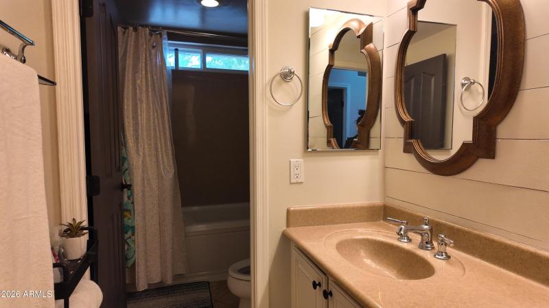 DJI_20251122113917_0844_D