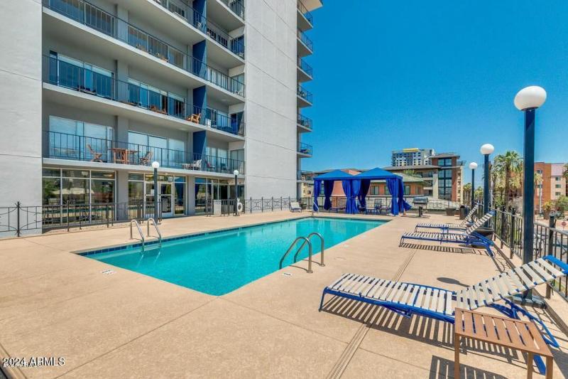 805 N 4th Ave 609 | The Embassy