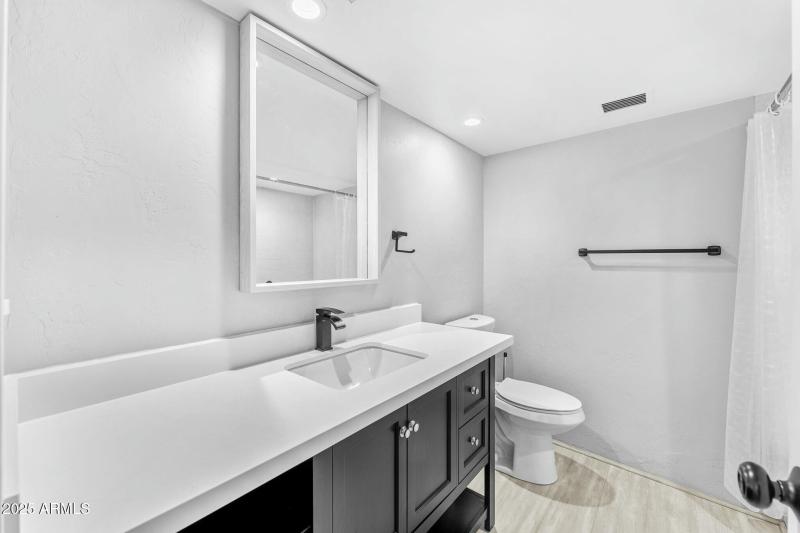 805 N 4th Ave 609 | The Embassy