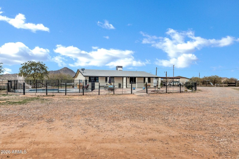 6618 N Evans Rd-1