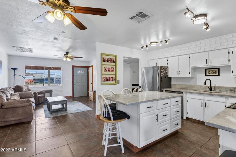6618 N Evans Rd-9