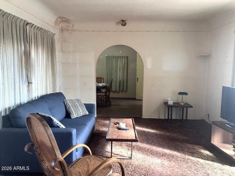 Roma Living Room to Dining Room