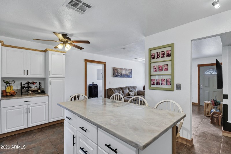 6618 N Evans Rd-11