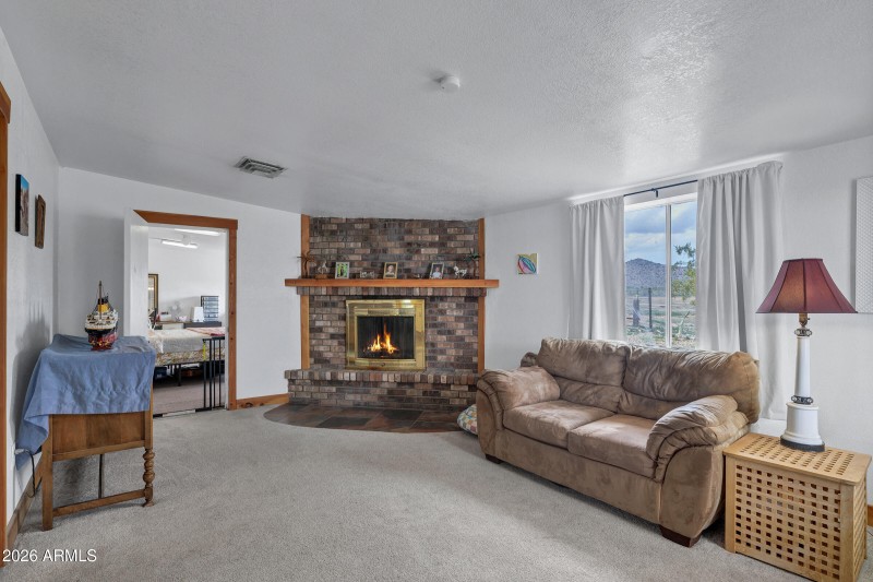 6618 N Evans Rd-15