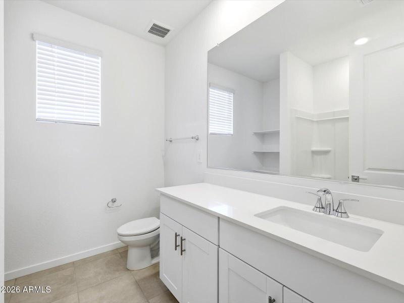 04-51c99913-3d11-414b-af81-73da4eb43544