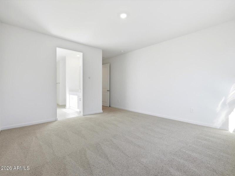 11-ae957563-b555-4497-a114-8bded182fd76