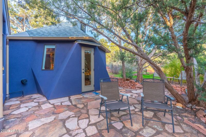 Guest house