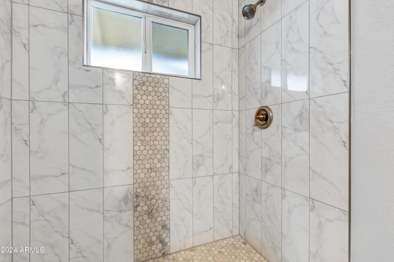 10602 W Cumberland Dr-16