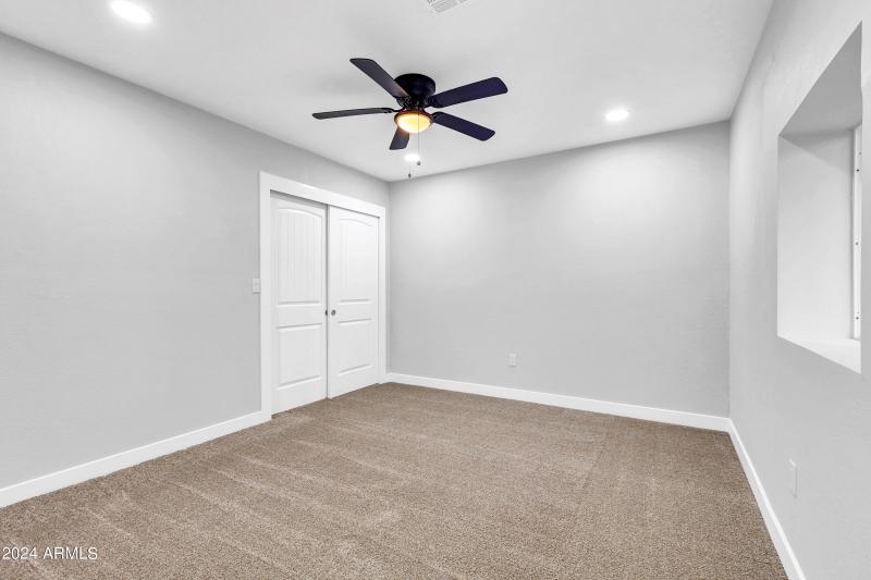 10602 W Cumberland Dr-27