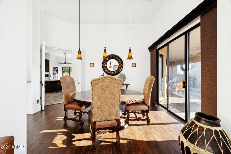 Formal dining withe doors to the patio