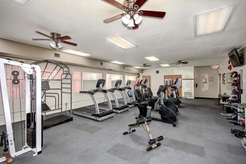 FITNESS CENTER