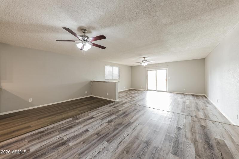 005-photo-living-room-15112932