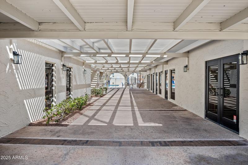 20-Scottsdale Shadows-ocupix-COMM