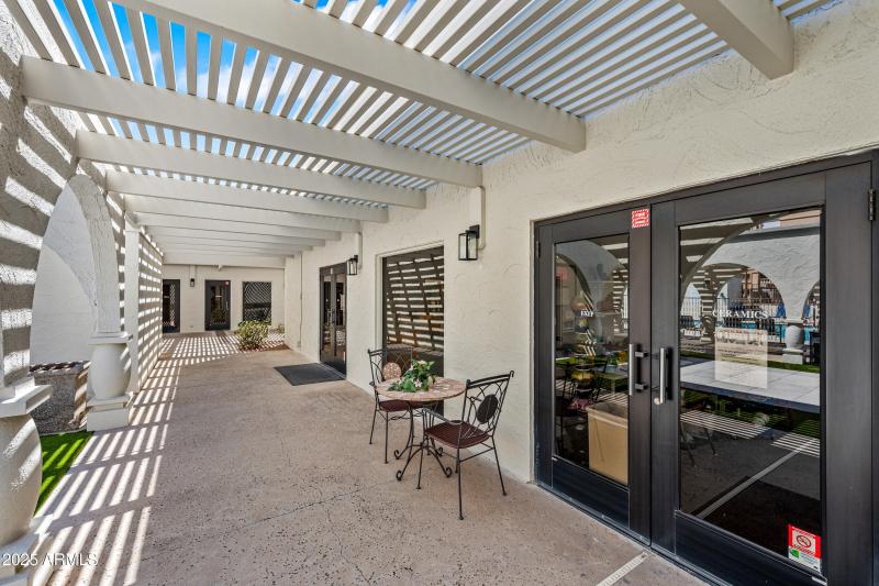 23-Scottsdale Shadows-ocupix-COMM