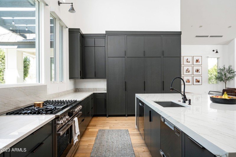 8144 E Del Barquero Dr-22