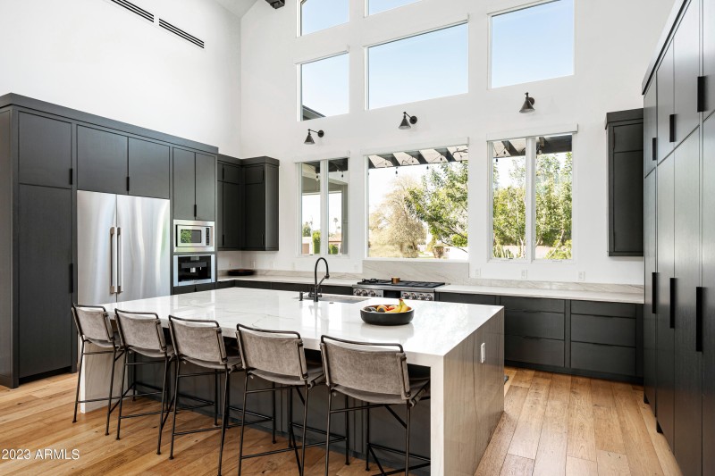 8144 E Del Barquero Dr-21