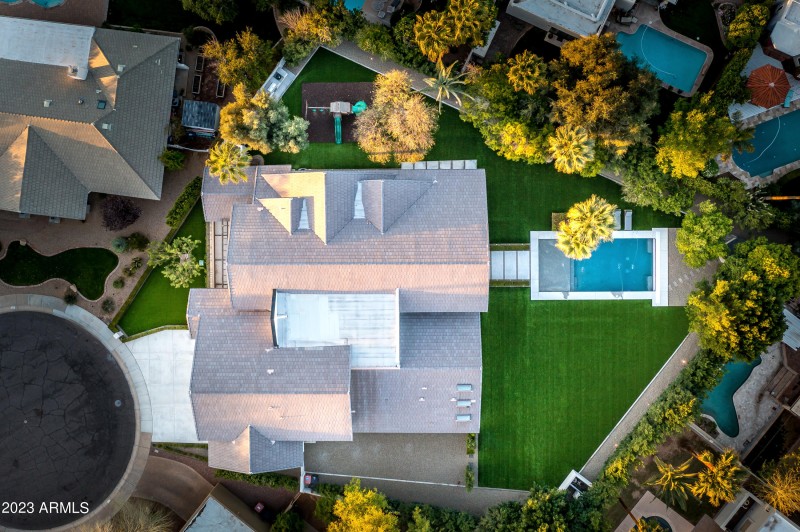 8144 E Del Barquero Dr-6