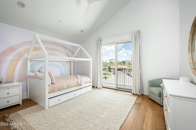 8144 E Del Barquero Dr-45