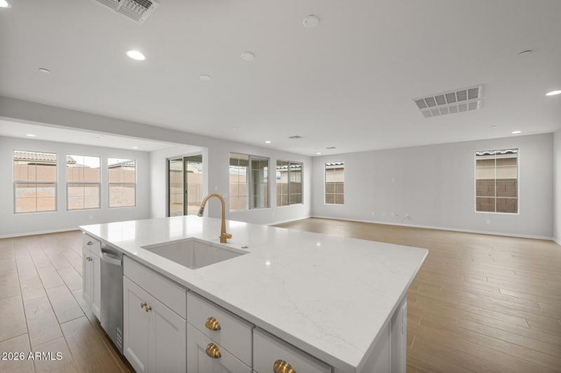 Kitchen/Cafe/Gathering Room