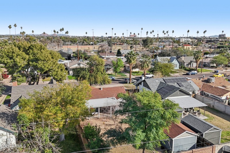 46-web-or-mls-N Mitchell St-S2701-046