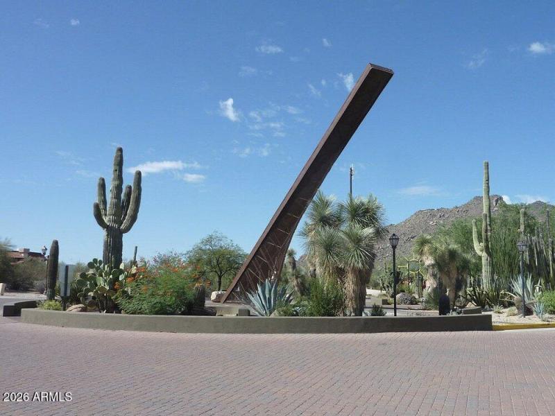 Sundial Carefree