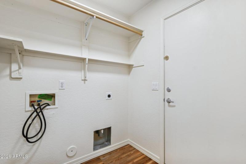 22-web-or-mls-4034-e-chambers-st