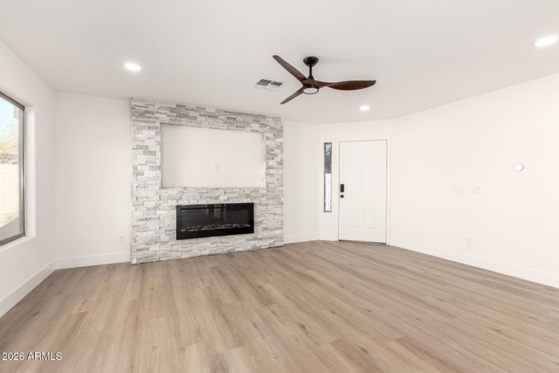 08 - Dove Hollow 5302