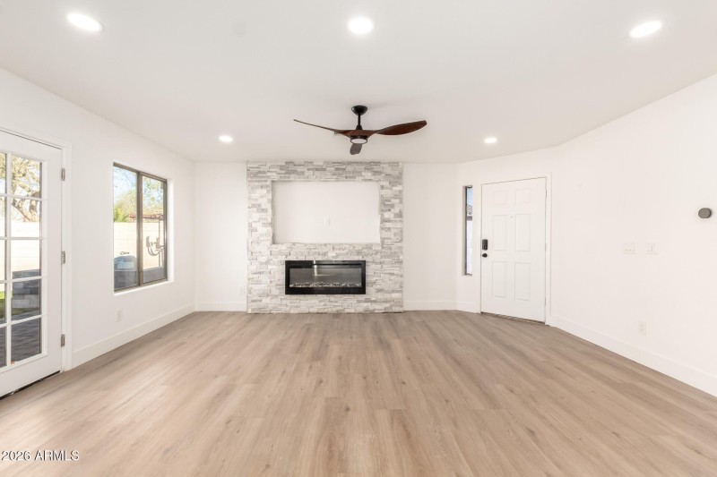 11 - Dove Hollow 5302