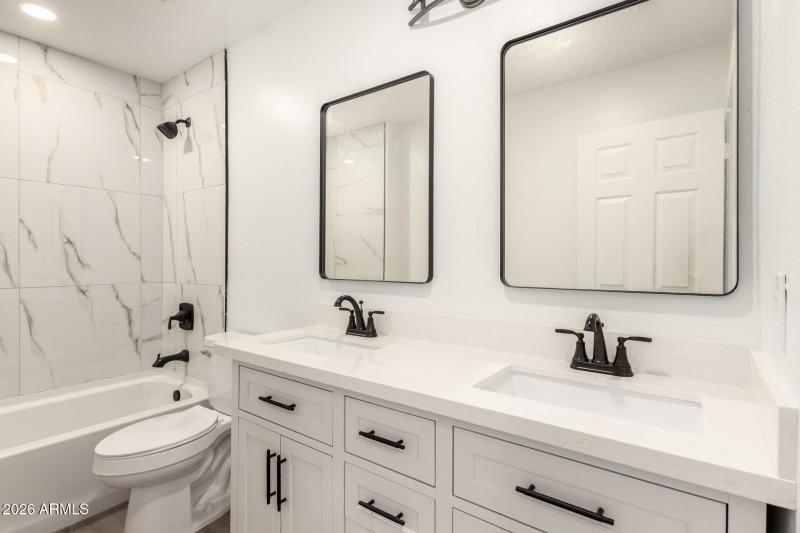 32 - Dove Hollow 5302