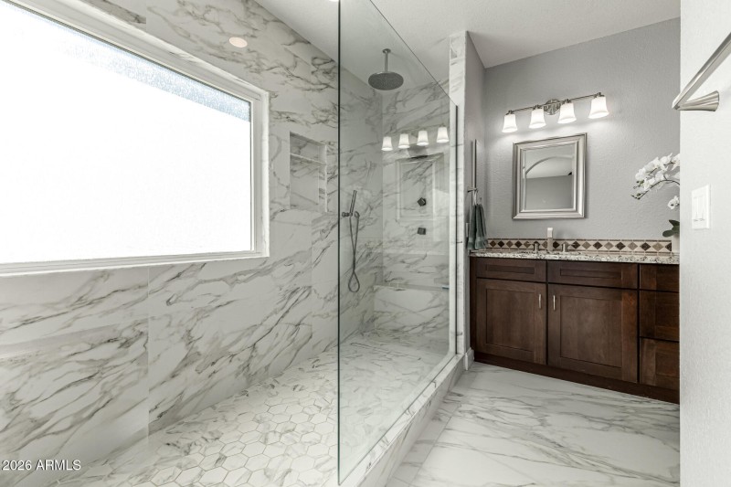 Ensuite-Primary Bathroom