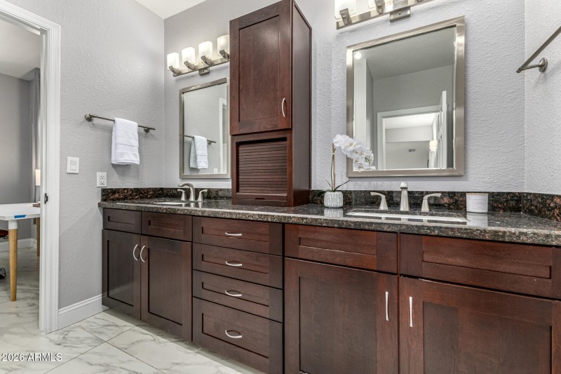 Secondary Ensuite-Bathroom 2