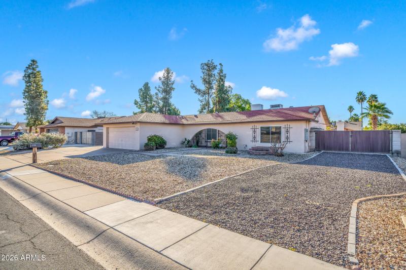 3033 W Kathleen Rd-5_(2048)